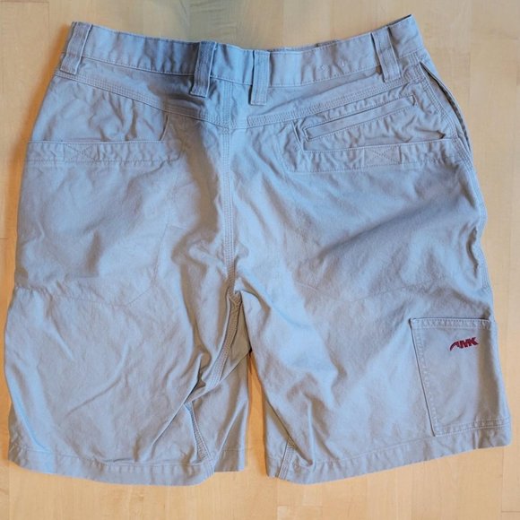 Mountain Khakis - Men's Shorts 35x11 - Picture 3 of 3